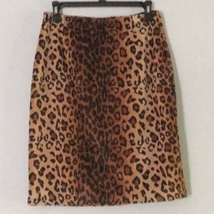 Leopard print skirt...EUC ⭐️